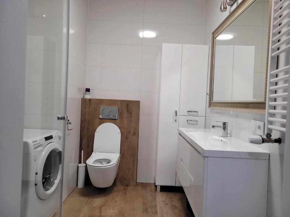 شقة وارسو  في Krakowska Blue Studio Free Parking 2 المظهر الخارجي الصورة